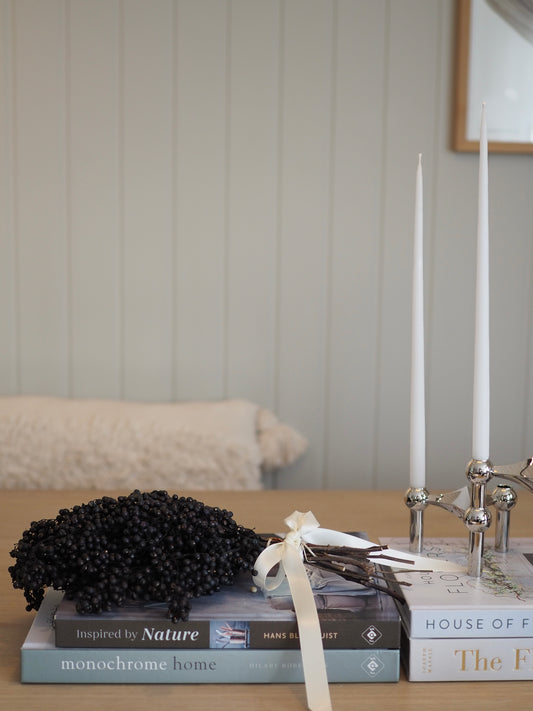 Bunt med svart tørket pepper