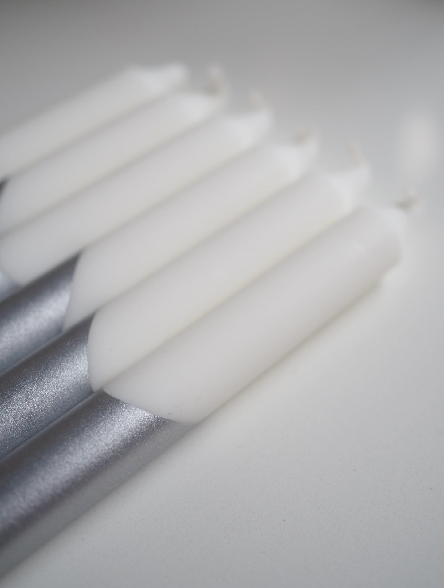 Lys -hvit og sølv 1.stk