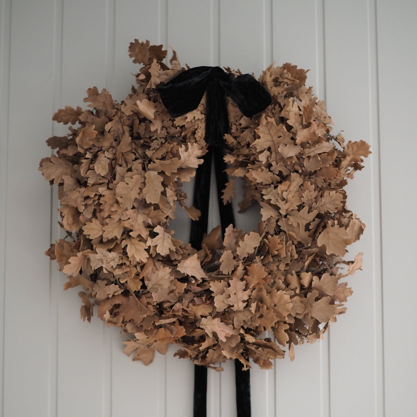 Frynset fløyelsbånd svart. pr. meter