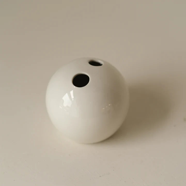 Utaka Bud Vase - Ball