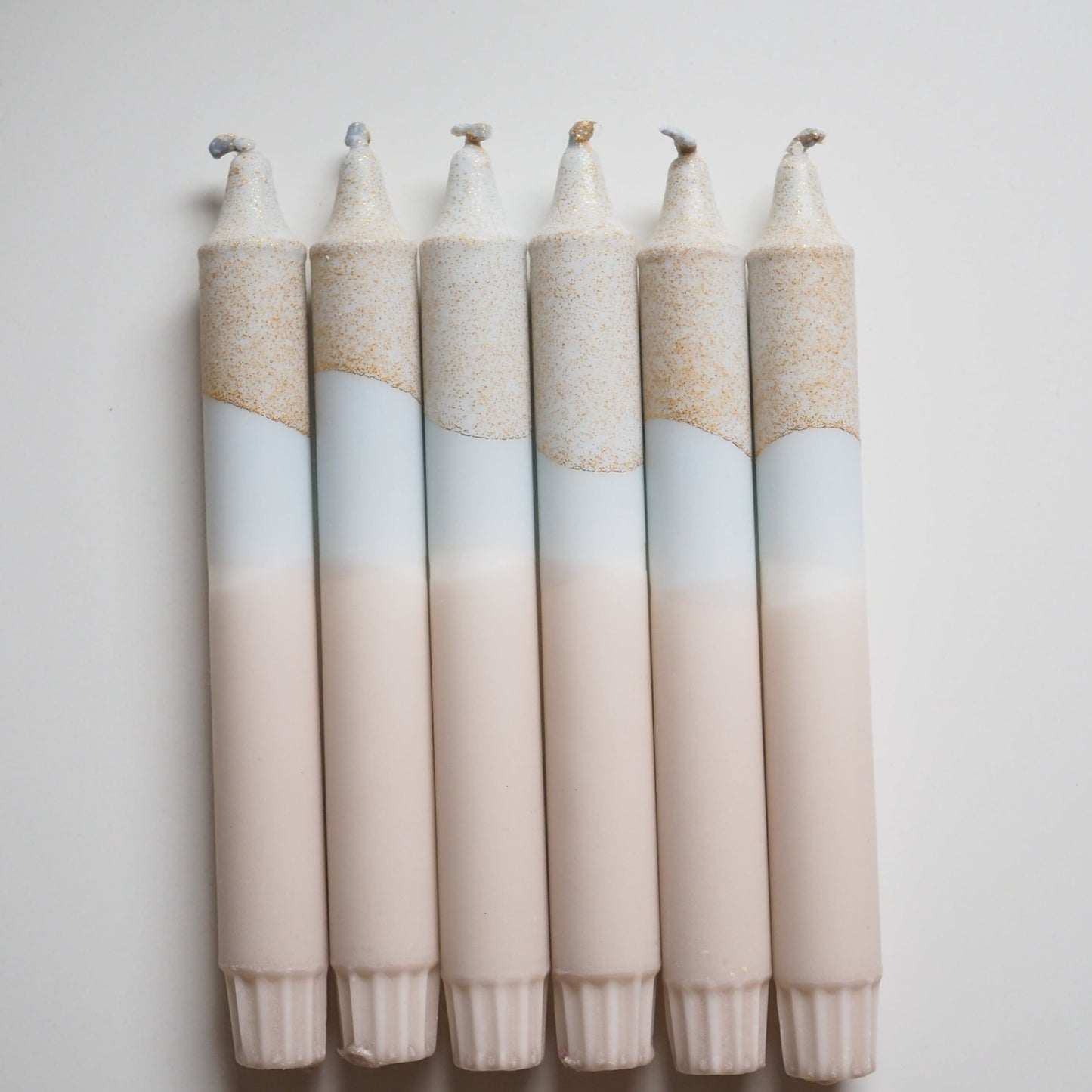 Lys - beige og blå med gullglitter 1.stk
